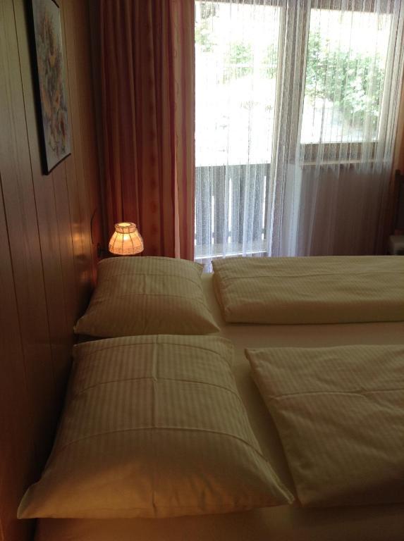 Hotel Rupertihaus Heiligenblut Oda fotoğraf
